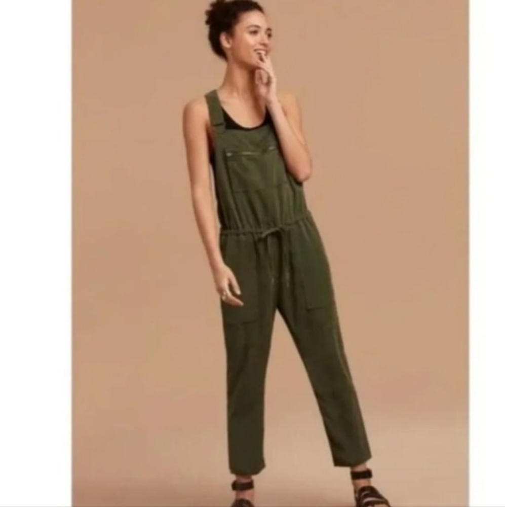 Aritzia Wilfred Free Green Overalls with Front Pocket And Drawstring Size XS - Picture 3 of 4